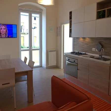 Glad Apartment
